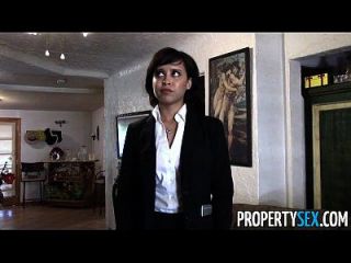 propertysex lindo agente de bienes raíces hace sucio sexo pov vídeo con el cliente