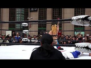 2013.1.27ntw 新 台灣 娛樂 摔角 聯盟 鬥魚 vs manzana miyuki ア ッ プ ル み ゆ き (大阪 職 摔)