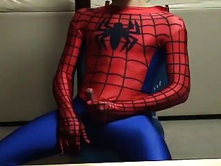spiderman es muy caliente! xx