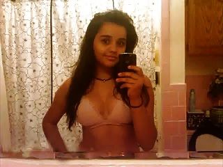 chica rechoncha desnuda selfie