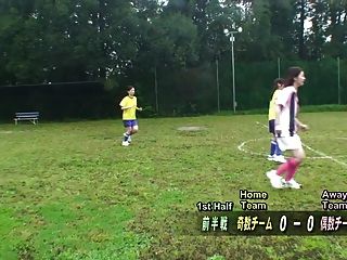 subtitulado enf cmnf japanese nudist soccer penalty juego hd
