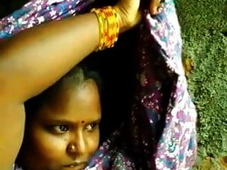 niña tamil india del sur muestra boob selfie para bf